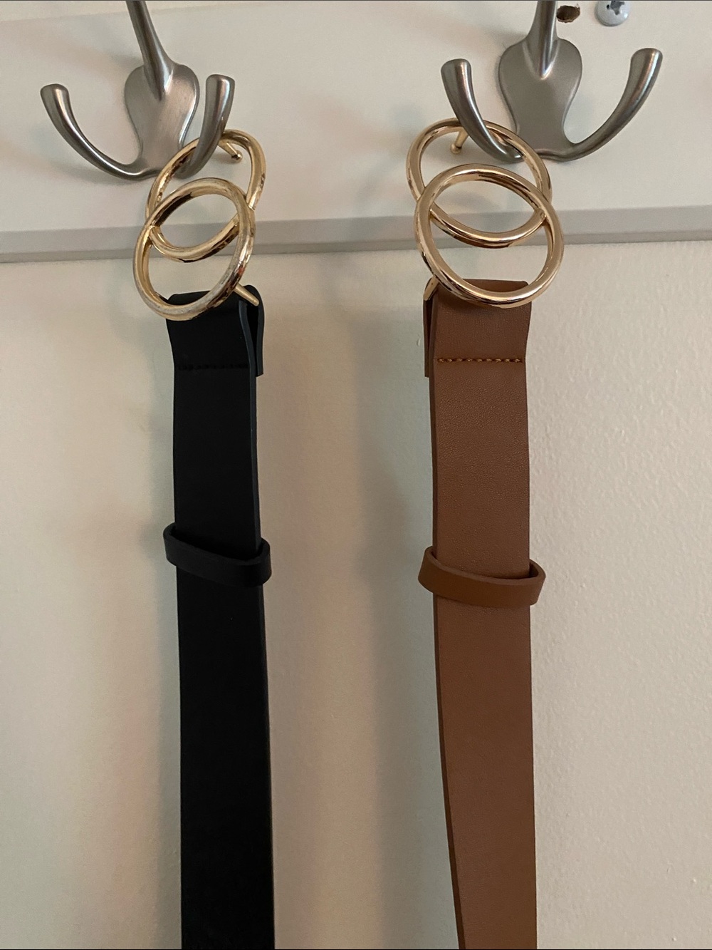 Charlotte Russe Double-Ring Belt Duo in Black and Brown